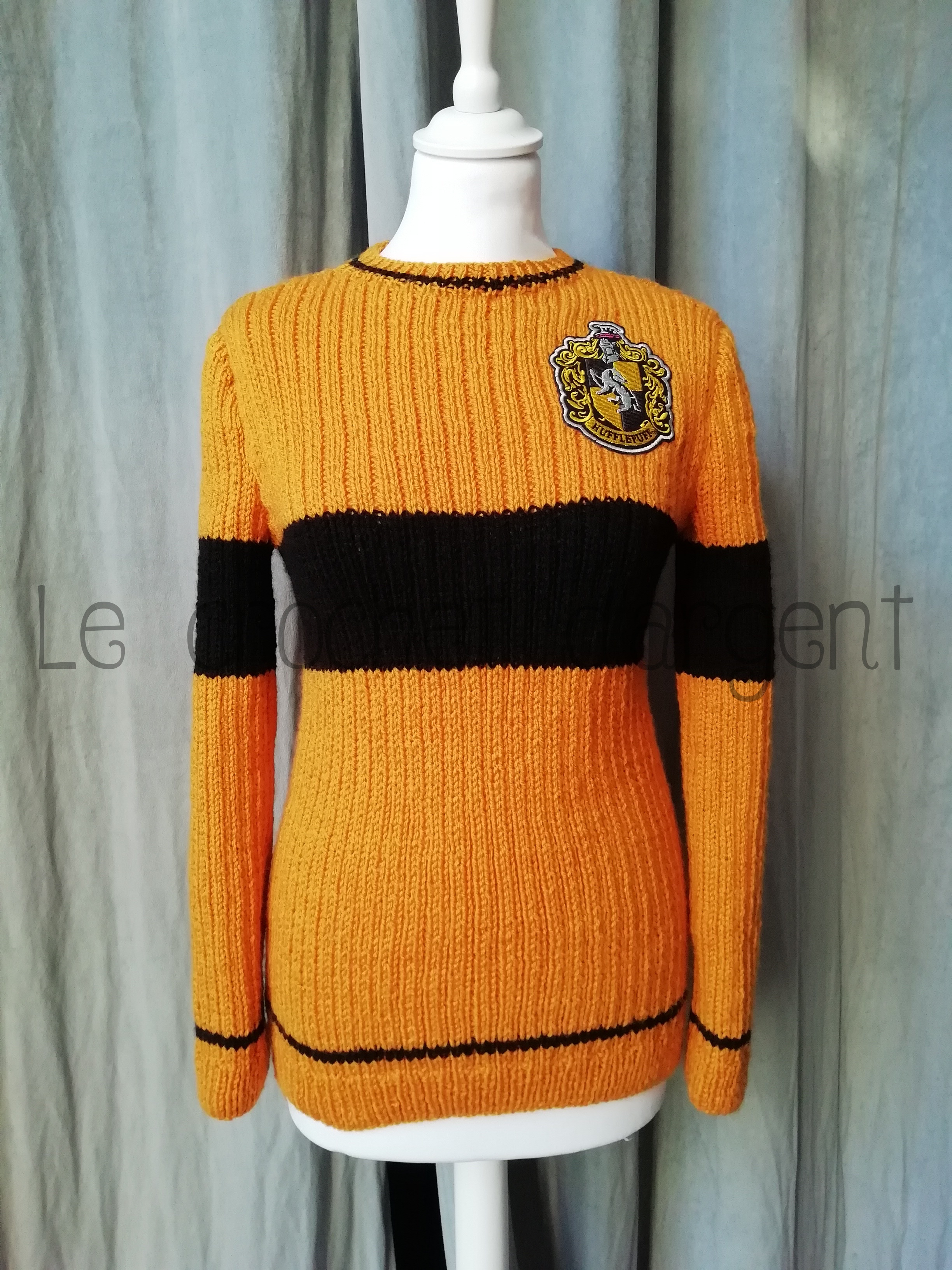 HARRY POTTER - HUFFLEPUFF - PULL DE NOËL (L)